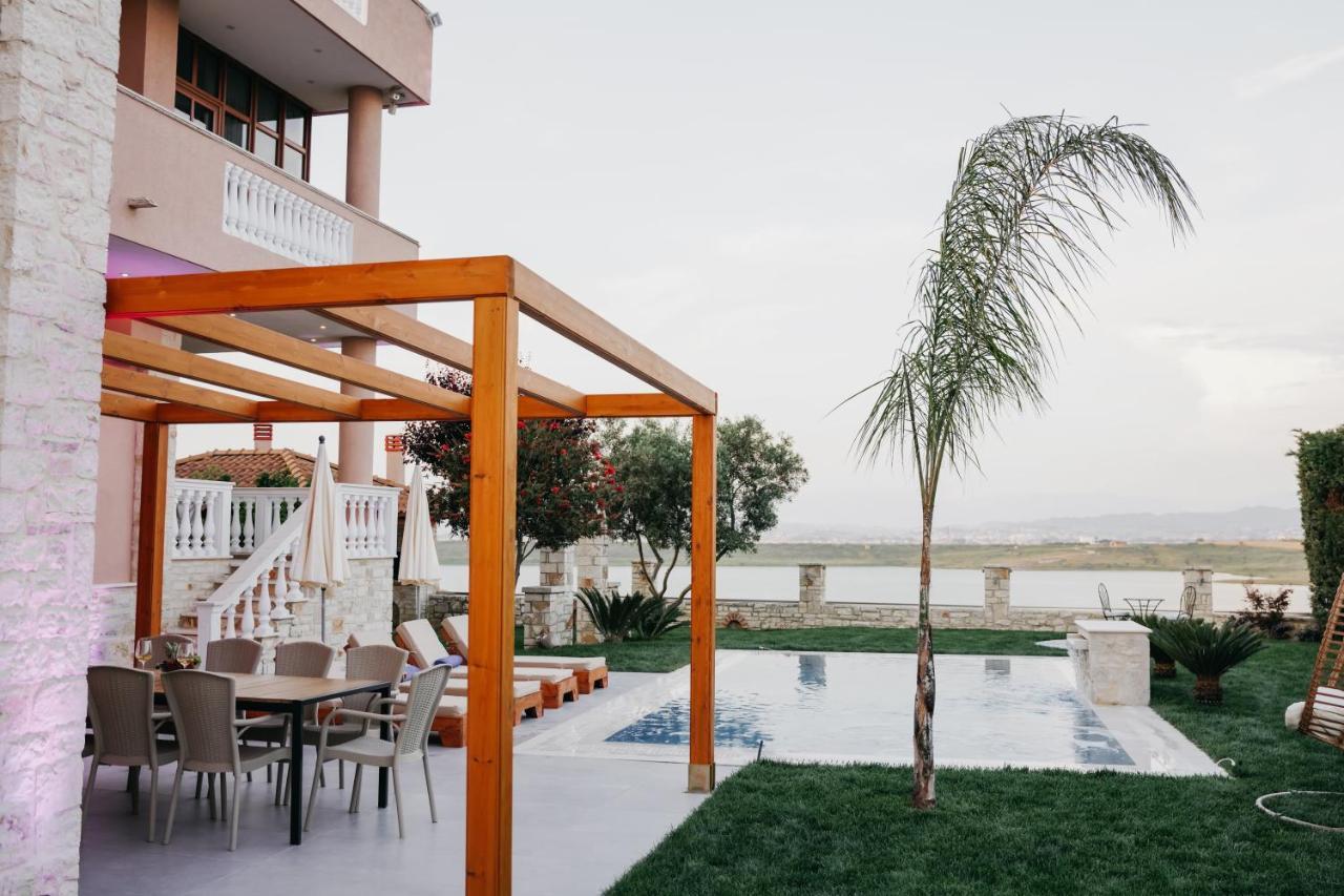 Green Villa With Private Pool Durres Bagian luar foto