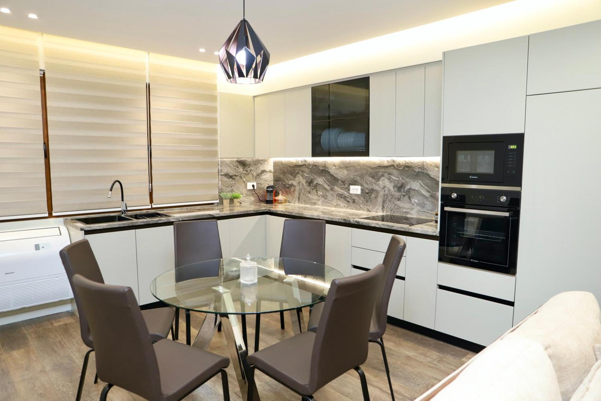 Green Villa With Private Pool Durres Bagian luar foto