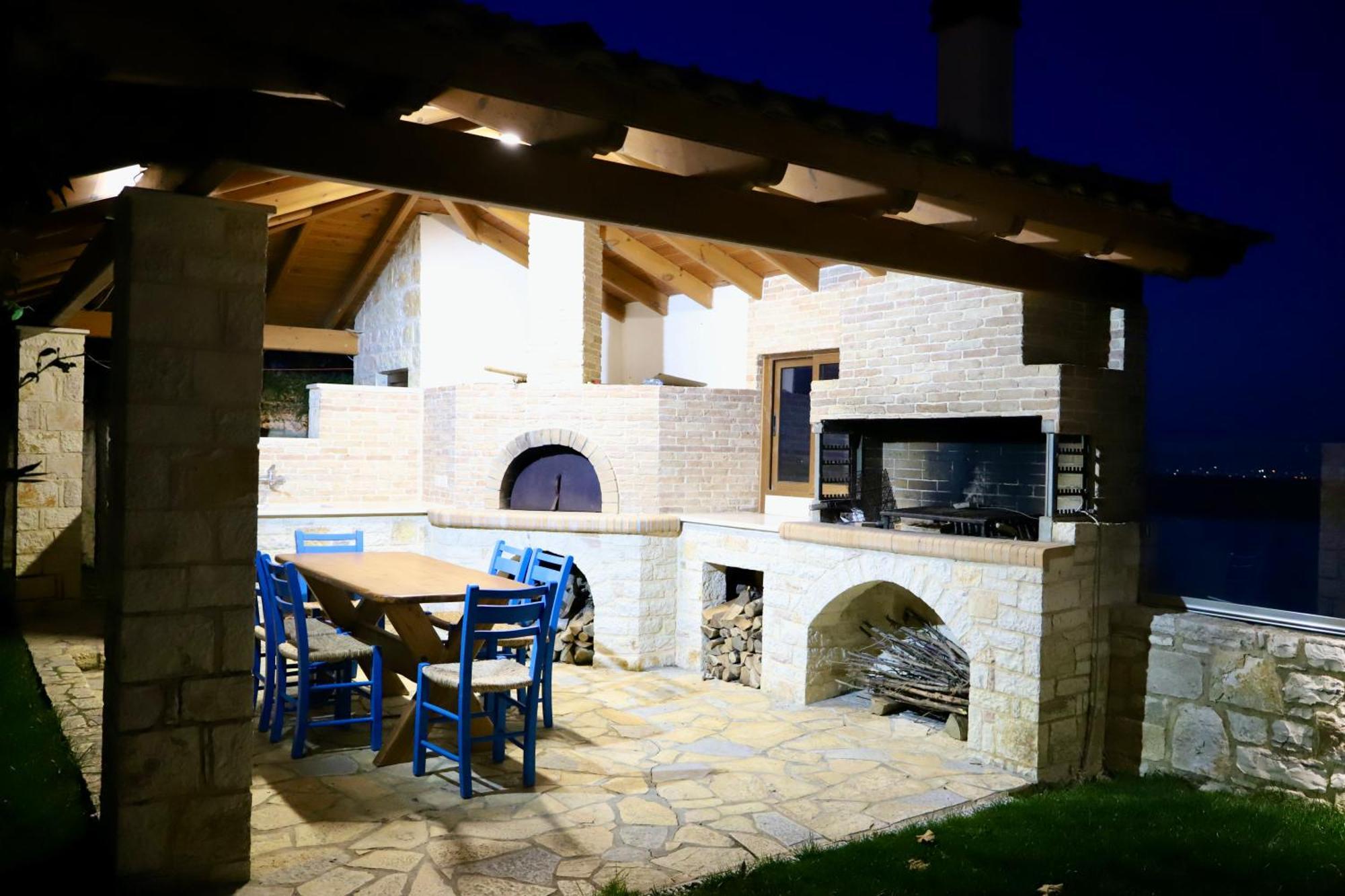 Green Villa With Private Pool Durres Bagian luar foto