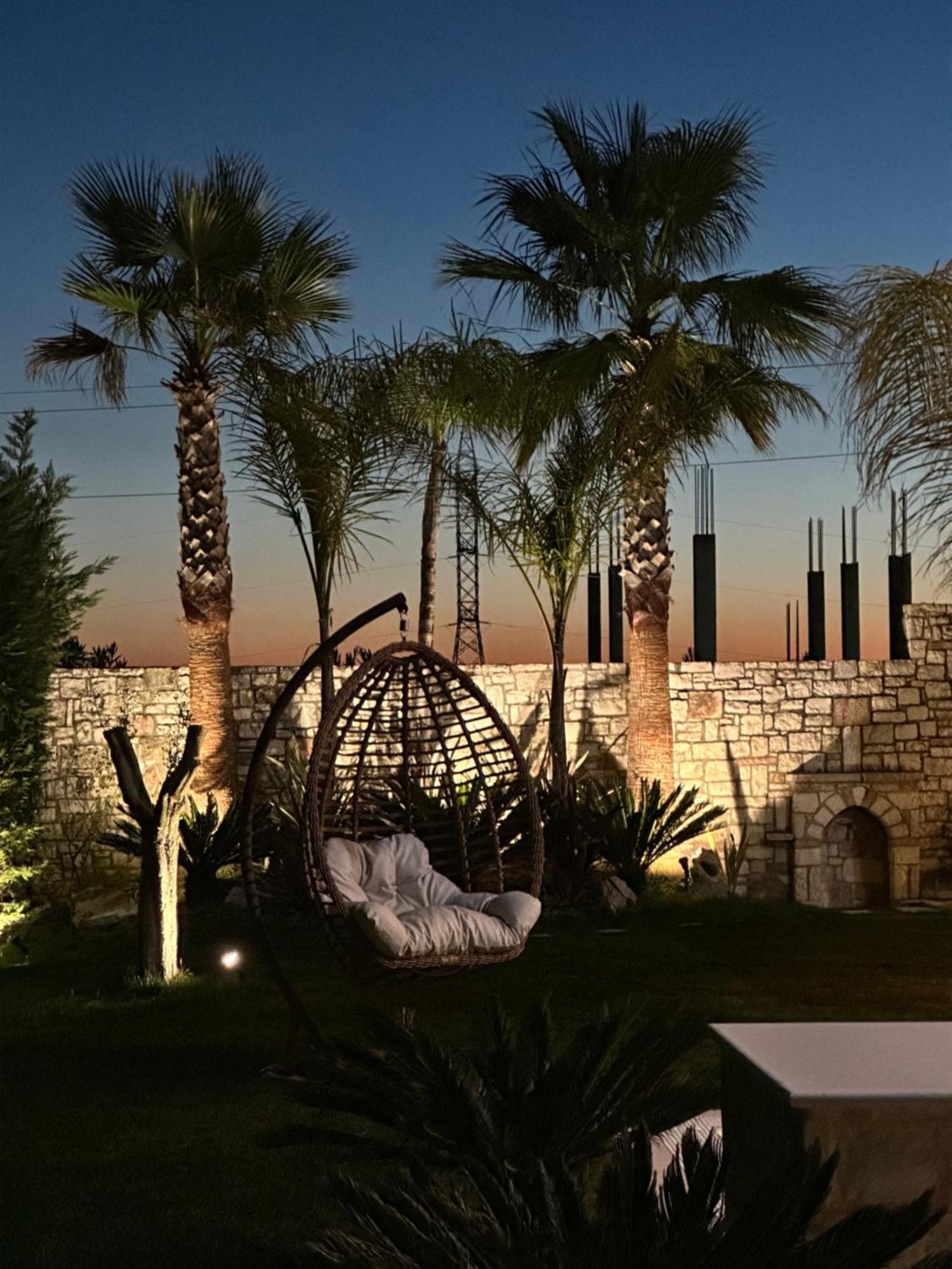 Green Villa With Private Pool Durres Bagian luar foto