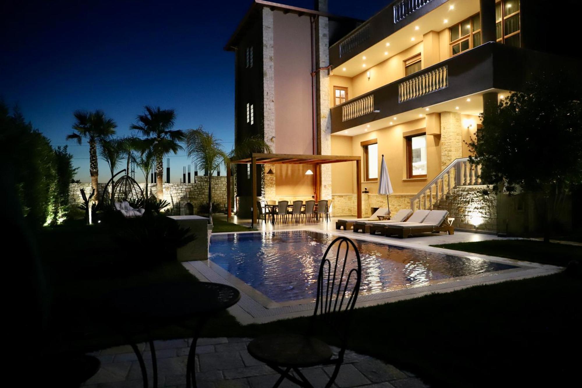 Green Villa With Private Pool Durres Bagian luar foto